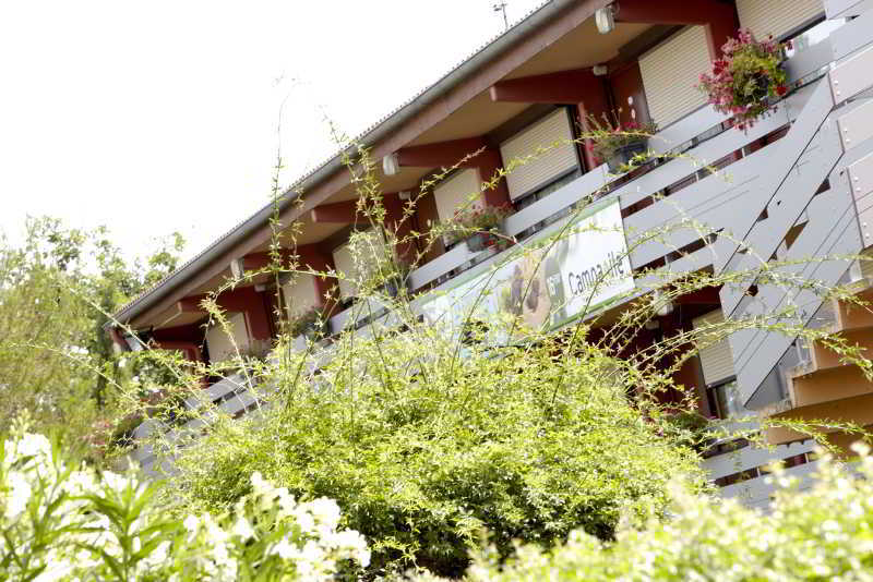 Hotel Campanile Aix-En-Provence Est - Meyreuil Exterior foto